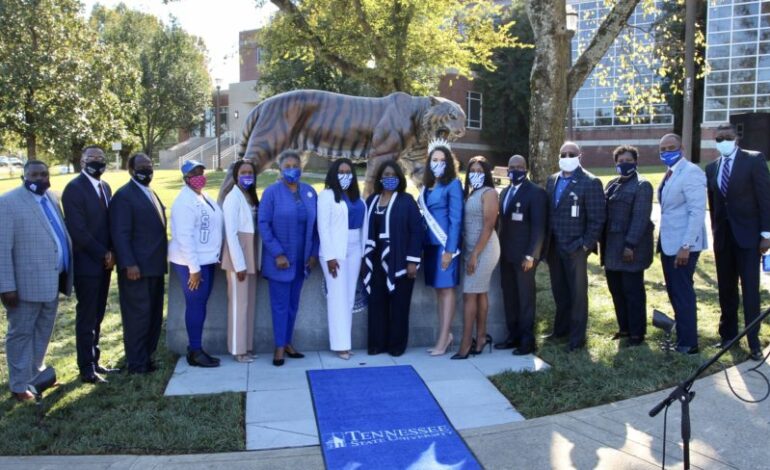  TSU unveils 500-pound bronze tiger statue on main campus as part of ‘Big Blue’ pride